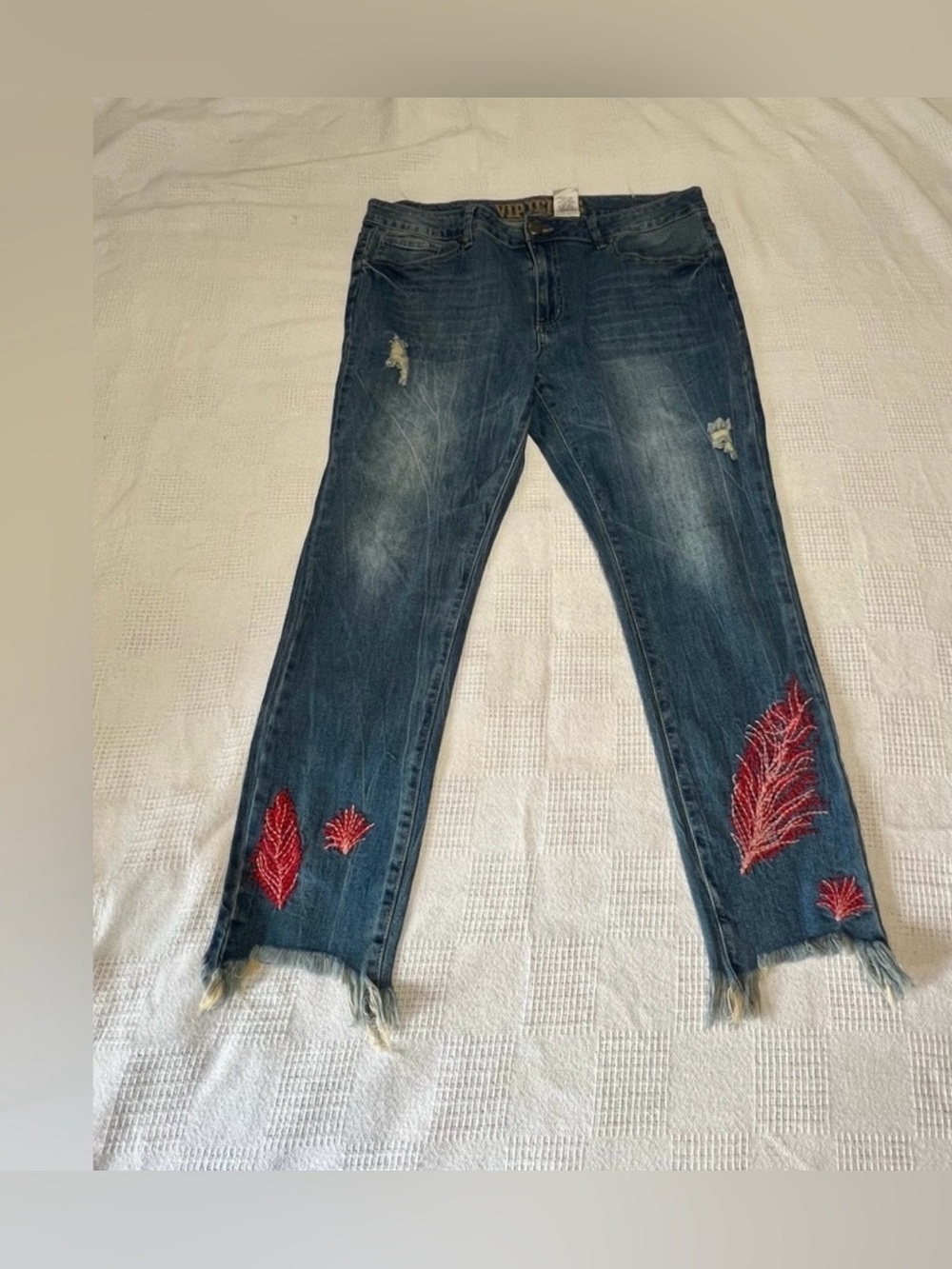 VIP Dark Blue Cropped Jeans with Red Feather Embroidery